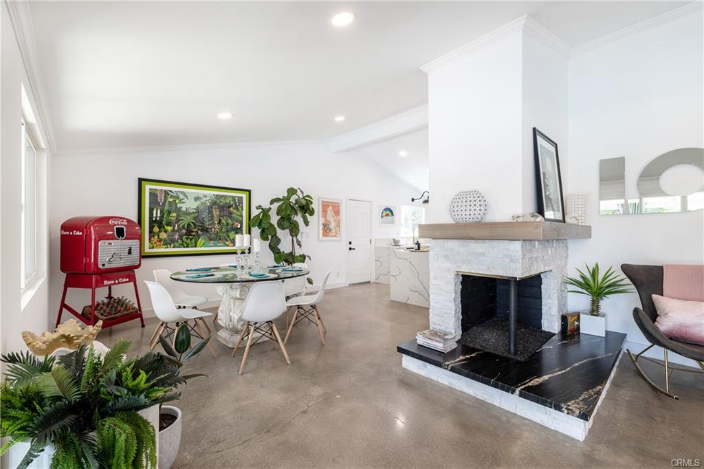 20563 Rhoda Avenue Woodland Hills, California